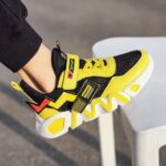 900 black yellow