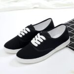 Lace-Up Black